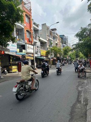 BÁN NHÀ GIẢM HƠN 1 TỶ- GIÁ CÒN 12.9 TỶ-HXH BÌNH THẠNH