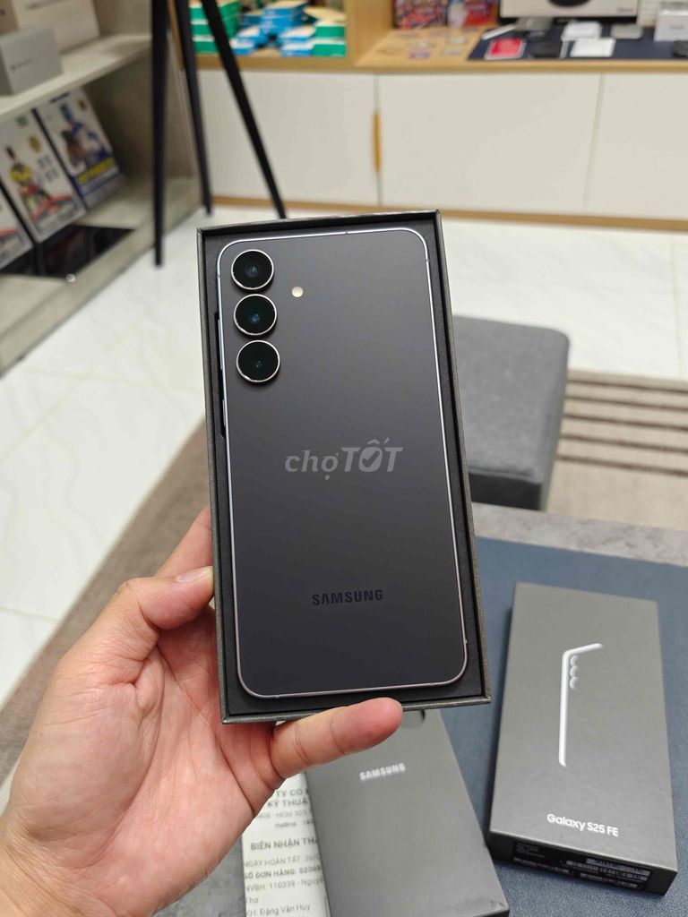 Samsung S25 FE 5G 128GB- BH Kèm Rơi Vỡ 25/05/2028. Mua bán Điện thoại tại Thành phố Thủ Đức Tp Hồ Chí Minh được đăng bởi ChungStore2 hình 1