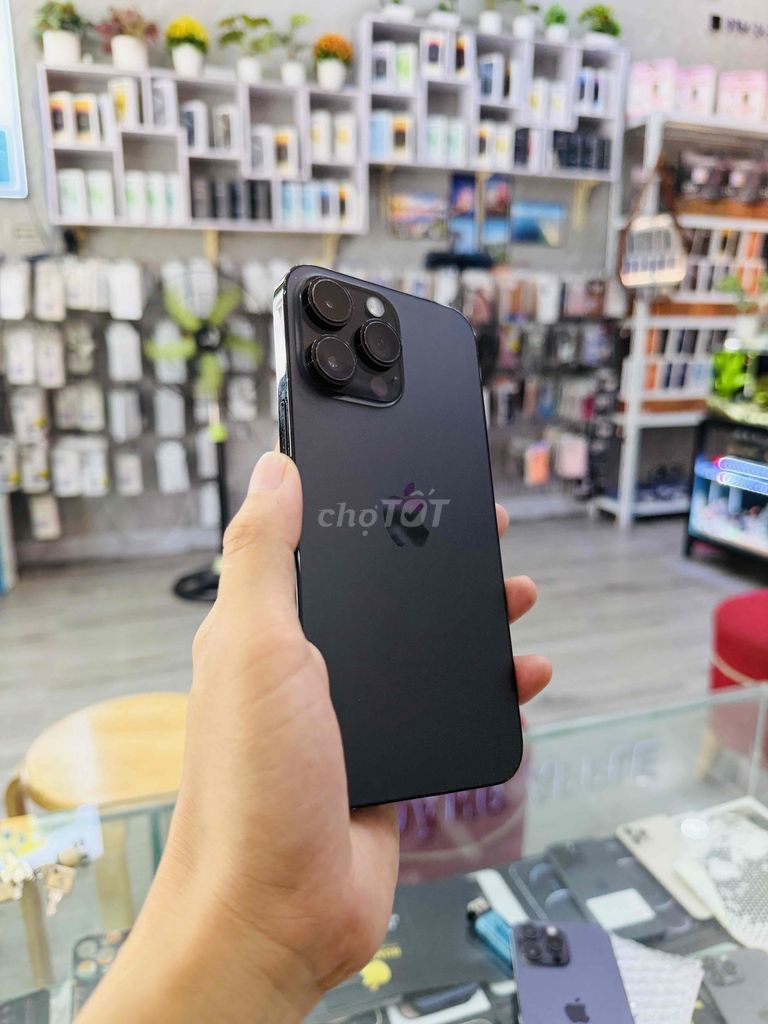 Apple iPhone 14 Pro Max 256GB Nhiều màu nhiều máy. Mua bán Điện thoại tại Quận Hải Châu Đà Nẵng được đăng bởi Hoàng Táo 273 Nguyễn Hoàng Đà Nẵng hình 1