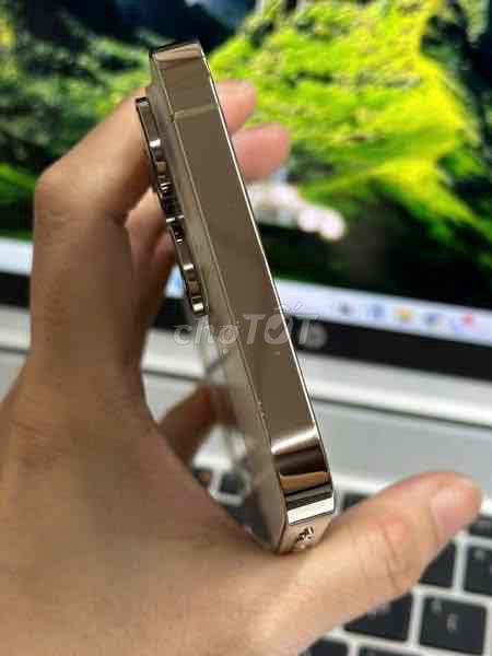 14prm 1TB nậu sớ trả 7tr6 nhận máy. Mua bán Điện thoại tại Quận Ninh Kiều Cần Thơ được đăng bởi PNC STORE hình 1