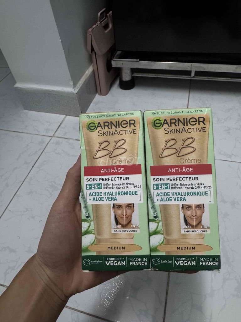 Kem nền BB Cream Garnier SkinActive Medium. Mua bán Phụ kiện thời trang khác tại Thành phố Vũng Tàu Bà Rịa - Vũng Tàu được đăng bởi Ngọc lan hình 1