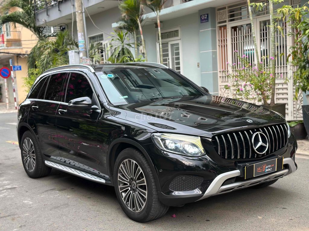 Mercedes GLC 250 4MATIC - 81000 km . Sản xuat 2018. Mua bán Ô tô tại Quận 7 Tp Hồ Chí Minh được đăng bởi Thông Sport  hình 10