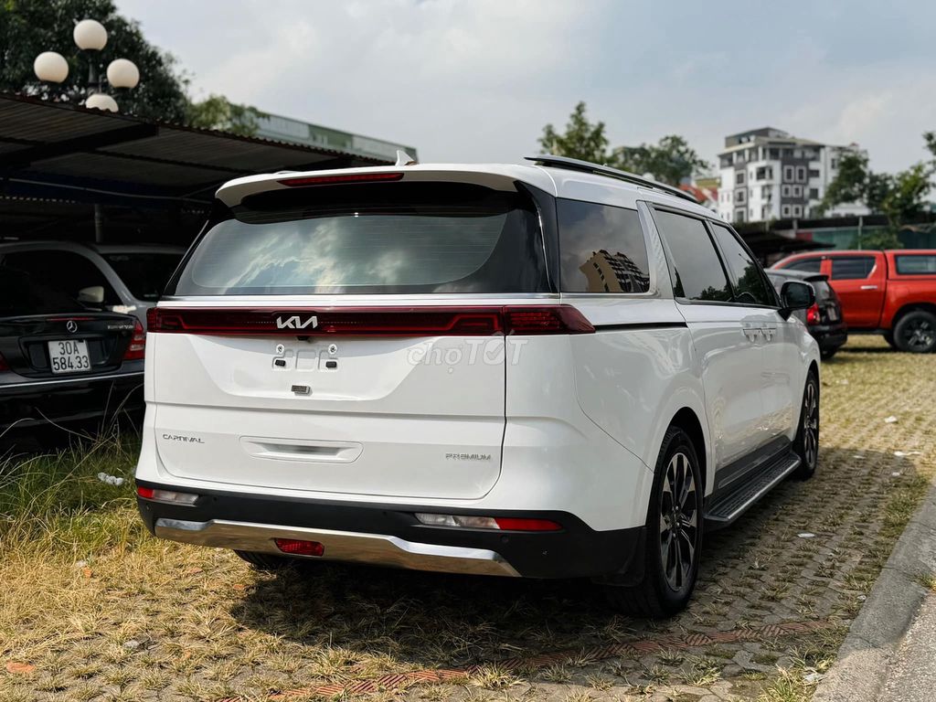 Kia Carnival 2025 Premium 2.2D 7S - 24,000 km cọp.. Mua bán Ô tô tại Thành phố Thủ Đức Tp Hồ Chí Minh được đăng bởi Đức Tứ Bánh hình 5