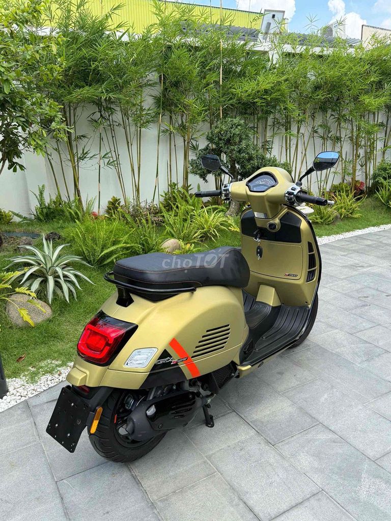 Vespa GTS Super Sport khoá Keyless mới chạy 300 km. Mua bán Xe máy tại Quận Cái Răng Cần Thơ được đăng bởi Cửa Hàng Xe Máy Quang Sang hình 3