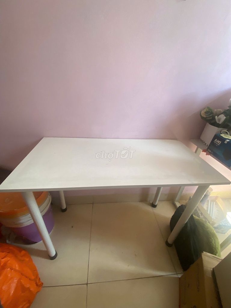 Thanh lý bàn. Mua bán Bàn ghế tại Quận Đống Đa Hà Nội được đăng bởi Lasy hình 1