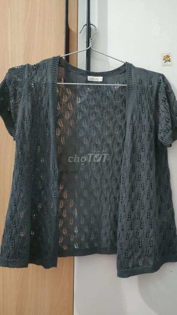 Áo khoác len nữ Free size. Mua bán Quần áo tại Huyện Cờ Đỏ Cần Thơ được đăng bởi van hình 1