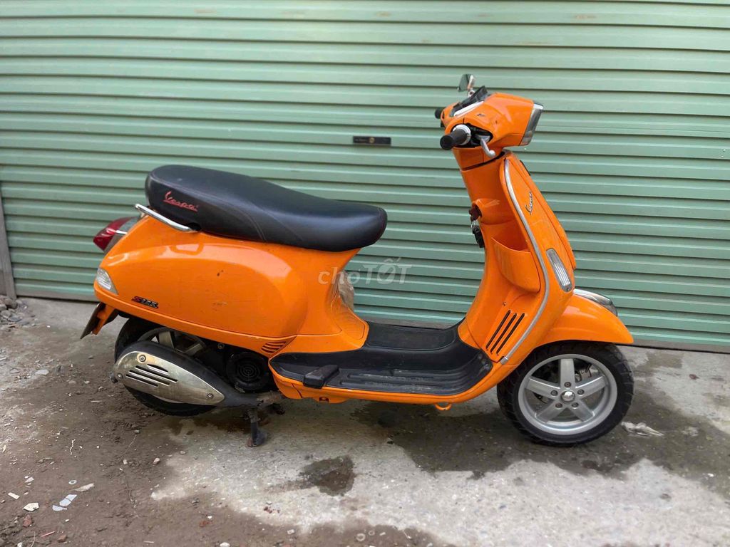 vespa ie bản đèn vuông máy cực êm. Mua bán Xe máy tại Quận Thanh Xuân Hà Nội được đăng bởi mua bán xe máy cũ giá rẻ hà nội hình 1