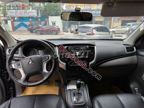 Mitsubishi Triton 4x4 AT Mivec 2019. Mua bán Ô tô tại Quận 1 Tp Hồ Chí Minh được đăng bởi triệu hình 3