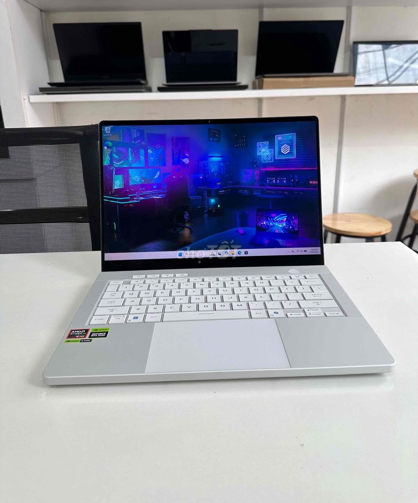 ROG Zephyrus G14 2025 AI 9 HX370 RTX5070Ti. Mua bán Laptop tại Quận Bắc Từ Liêm Hà Nội được đăng bởi Minh Quân Computer hình 1