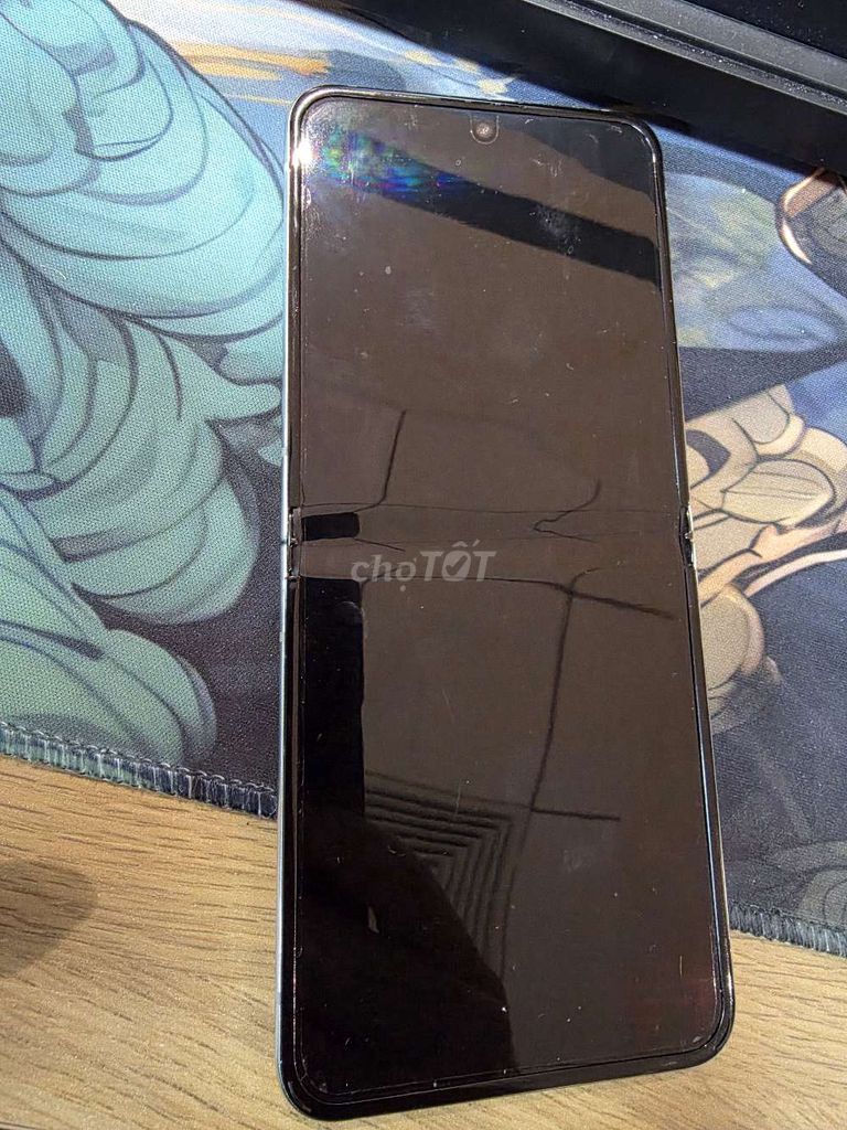 Samsung Z Flip5 512GB sọc. Mua bán Điện thoại tại Quận Thanh Xuân Hà Nội được đăng bởi Anh Tu hình 1