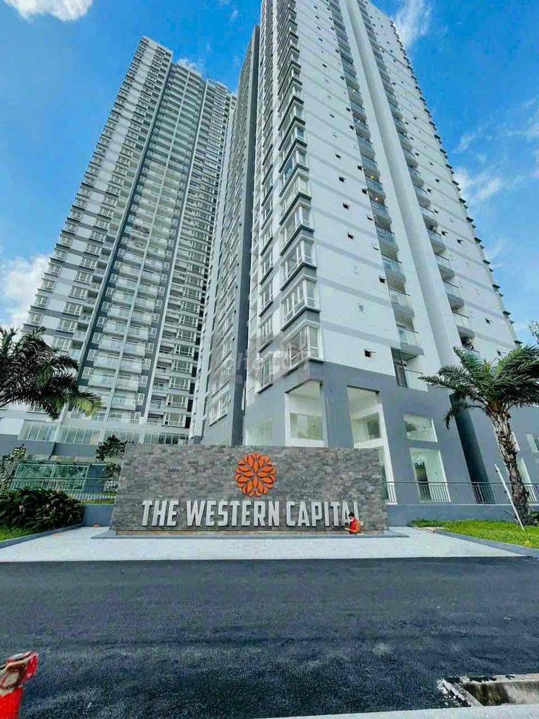 Cần ra gấp căn 2PN 50m2 Western Capital Giá chì 2,050Tỷ