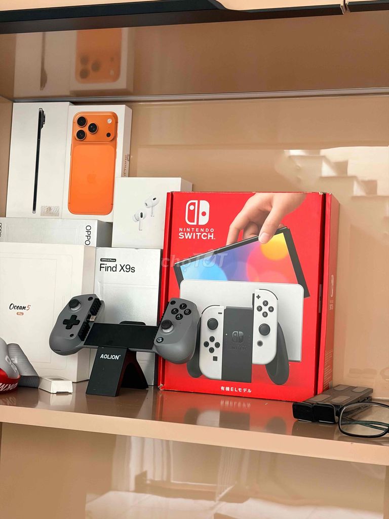 Máy chơi game Nintendo Switch Oled Trắng Like new. Mua bán Thiết bị chơi game tại Thành phố Thủ Đức Tp Hồ Chí Minh được đăng bởi Duc hình 1