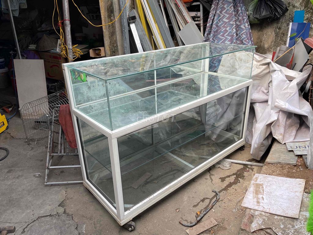 Tủ kính trưng bày Kính Nhôm Trắng. Mua bán Tủ, kệ gia đình tại Quận Lê Chân Hải Phòng được đăng bởi Đinh Linh hình 1