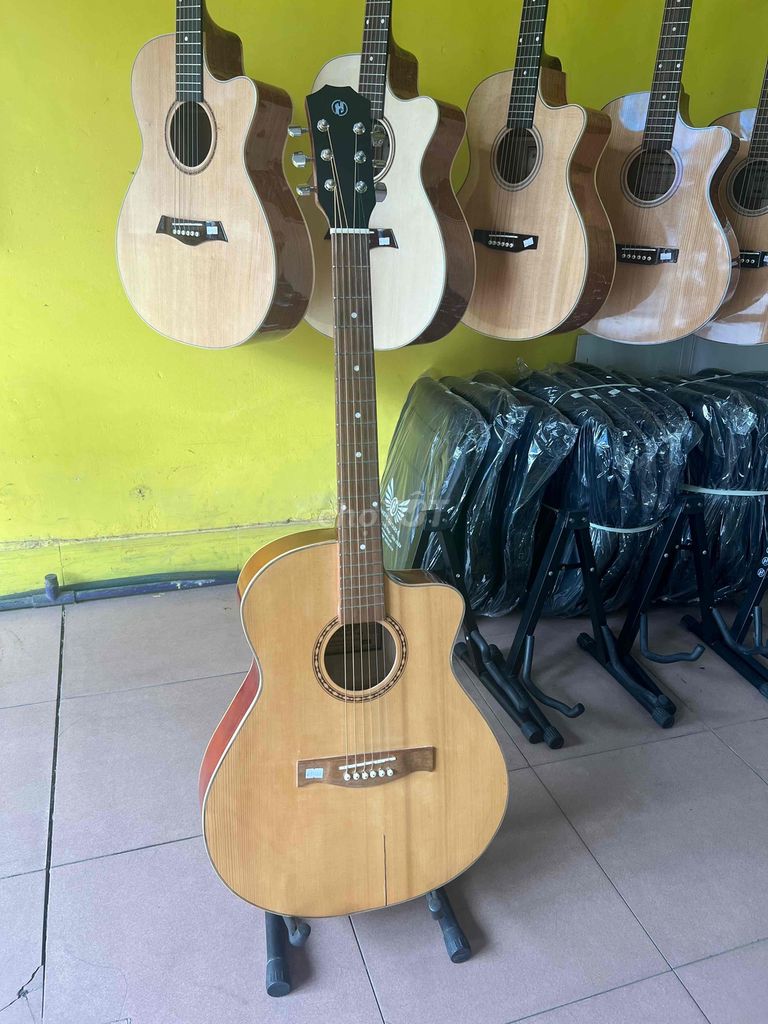 Acoustic thanh lý 850k