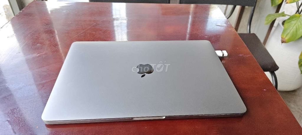 Apple MacBook Pro 2017 i7 16GB/256GB. Mua bán Laptop tại Thành phố Buôn Ma Thuột Đắk Lắk được đăng bởi Anh 92 hình 1