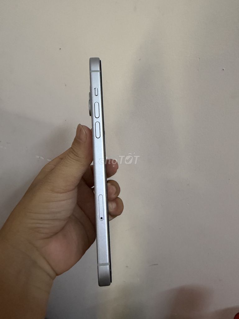 Apple 15 Lut 128G qte nguyên khay sim new 99/gl. Mua bán Điện thoại tại Quận Tân Phú Tp Hồ Chí Minh được đăng bởi Johntran hình 1