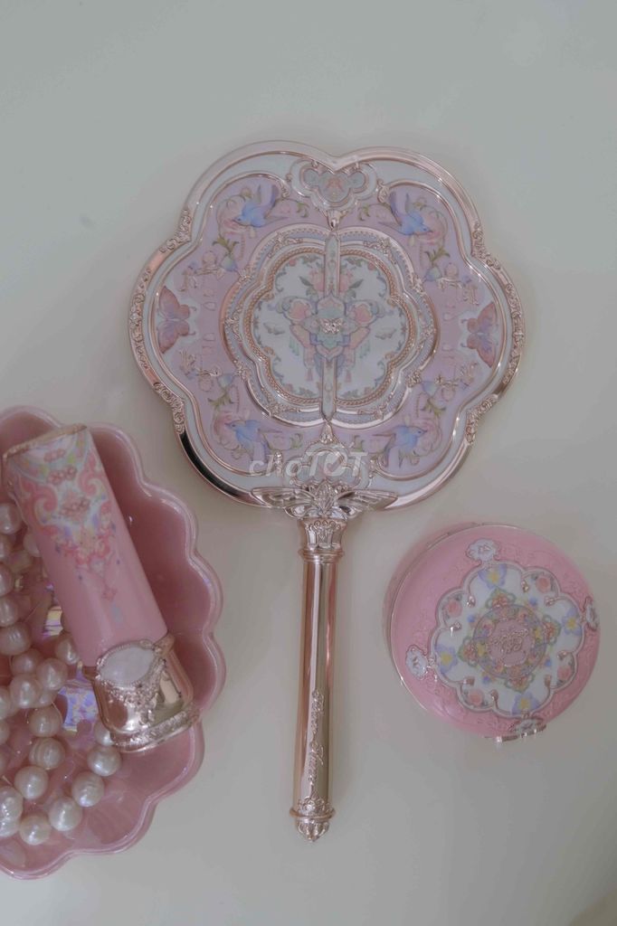 Gương Cầm Tay Flower Knows Nữ Hồng. Mua bán Phụ kiện thời trang khác tại Quận Ngô Quyền Hải Phòng được đăng bởi Em Bé Bán Flower Knows hình 1