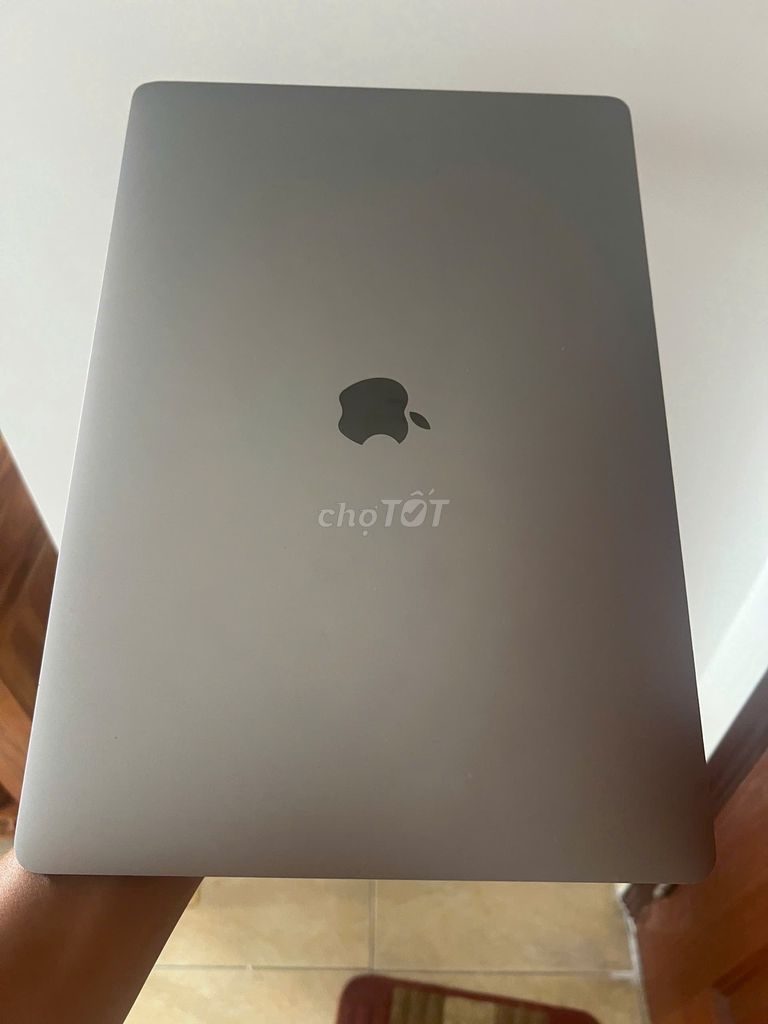 Apple MacBook Pro 16 inch i7 16GB/512GB 2019 Xám. Mua bán Laptop tại Quận 12 Tp Hồ Chí Minh được đăng bởi KPApple hình 1