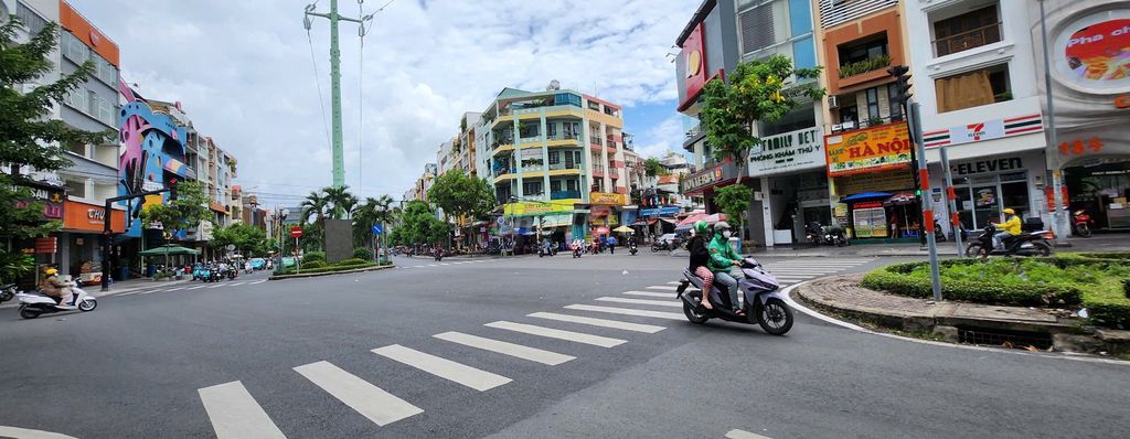 Bán nhà 6 tầng đường Phan Xích Long. Mua bán nhà ở tại Quận Phú Nhuận Tp Hồ Chí Minh được đăng bởi Đặng Nam BDS  hình 1