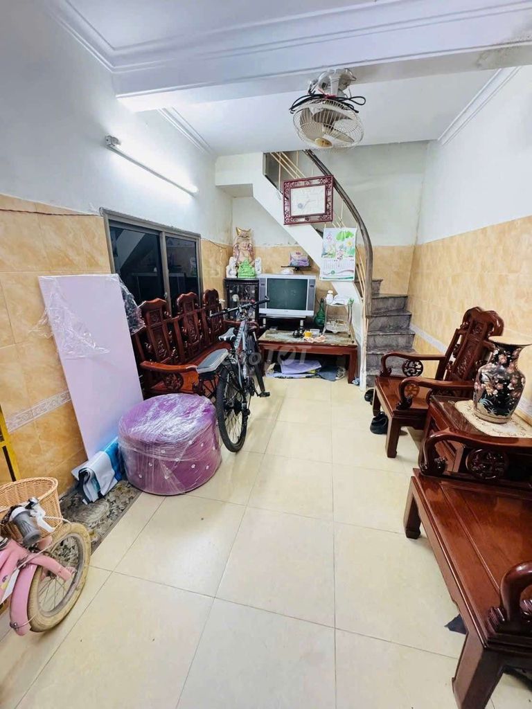 Giá đầu tư! Hơn 4tỷ phố Bạch Mai Lô góc 30/40m*4T Mặt ngõ Gần phố SĐCC