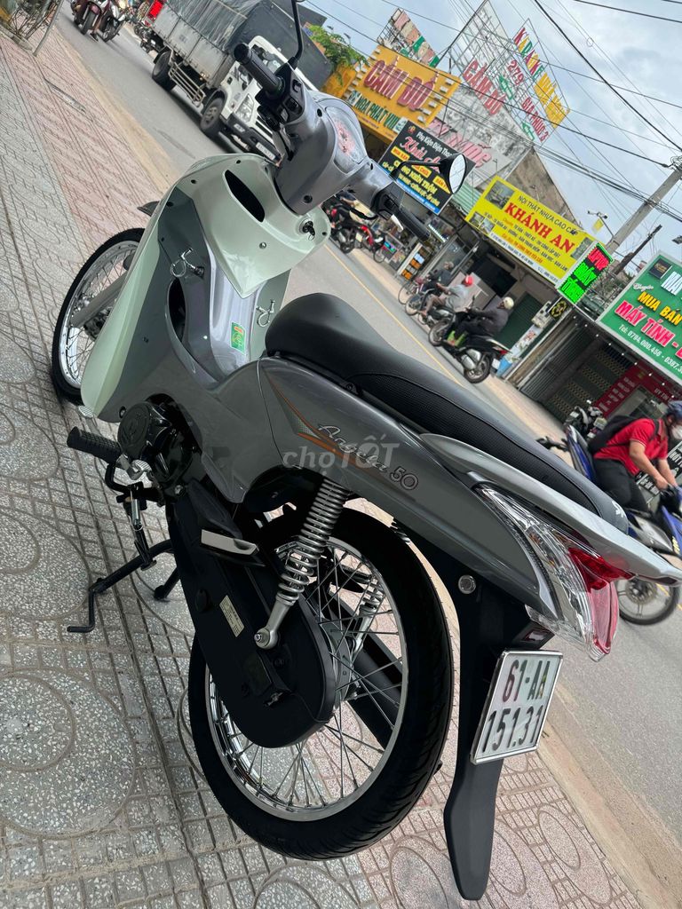 xe mới trúng thưởng 100% mới đi 1 trăm 40 cây số. Mua bán Xe máy tại Thành phố Thuận An Bình Dương được đăng bởi Việt Thái hình 8