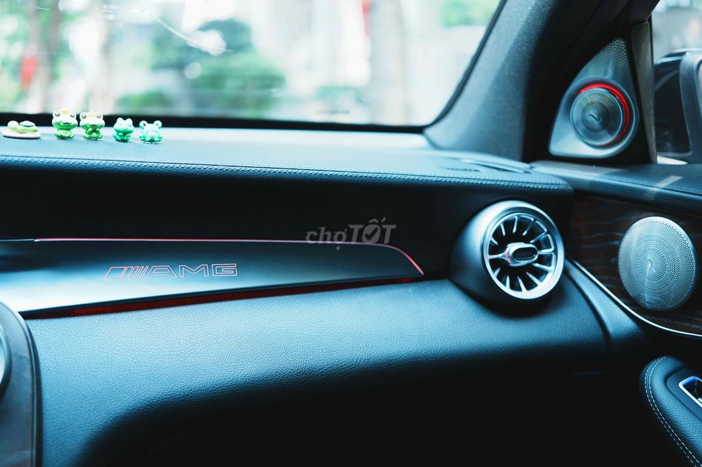 Mercedes Benz GLC200 4MATIC 2020 - 42000 km. Mua bán Ô tô tại Quận Thanh Xuân Hà Nội được đăng bởi Trần Trí Cường hình 10