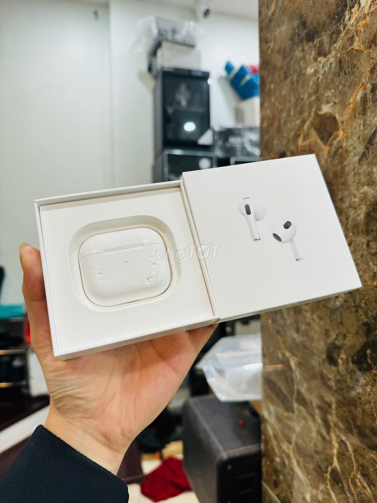 Em bán AIRPODS 3 CHÍNH HÃNG