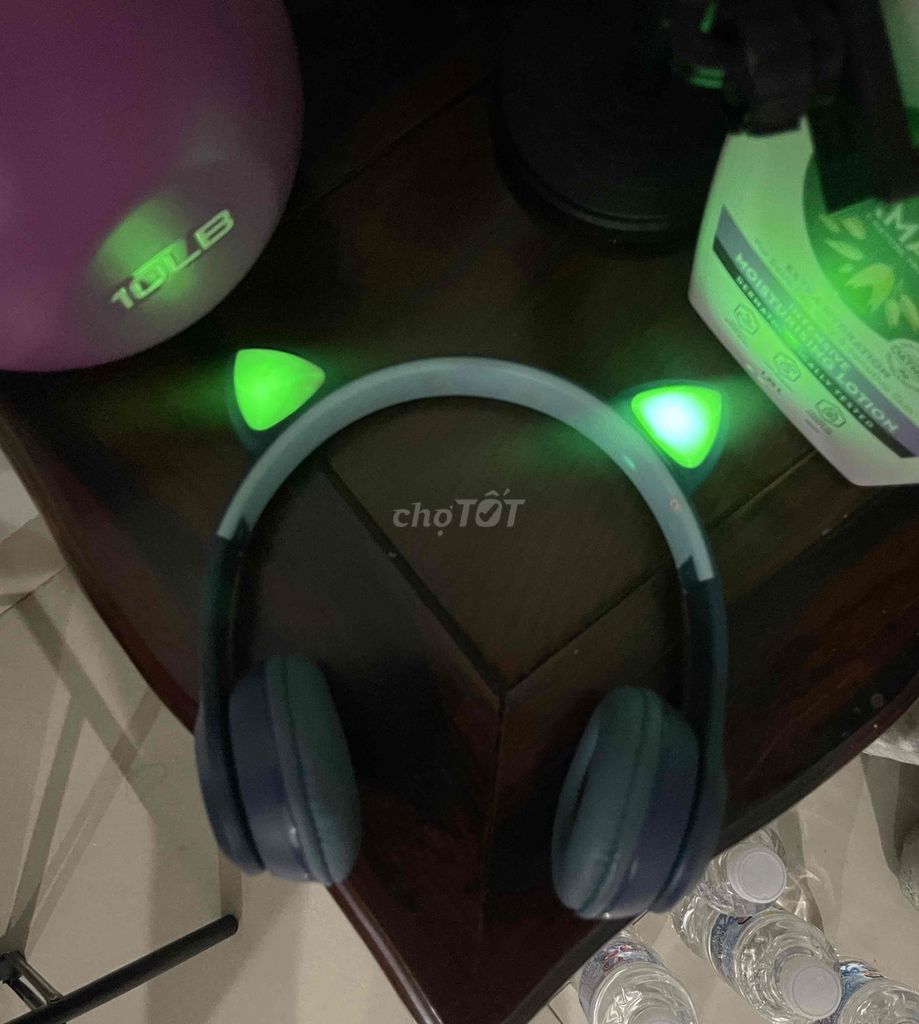 Tai nghe Tai mèo Xanh dương Đèn LED. Mua bán Tivi, Âm thanh tại Quận 12 Tp Hồ Chí Minh được đăng bởi Gia Hân hình 1