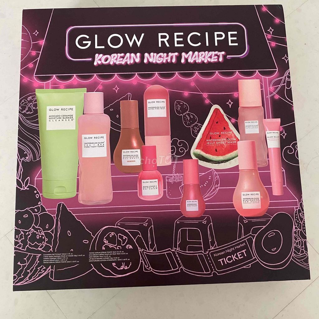 Hộp quà Glow Recipe 34x34cm Giấy. Mua bán Sở thích khác tại Quận 7 Tp Hồ Chí Minh được đăng bởi Linh hình 1
