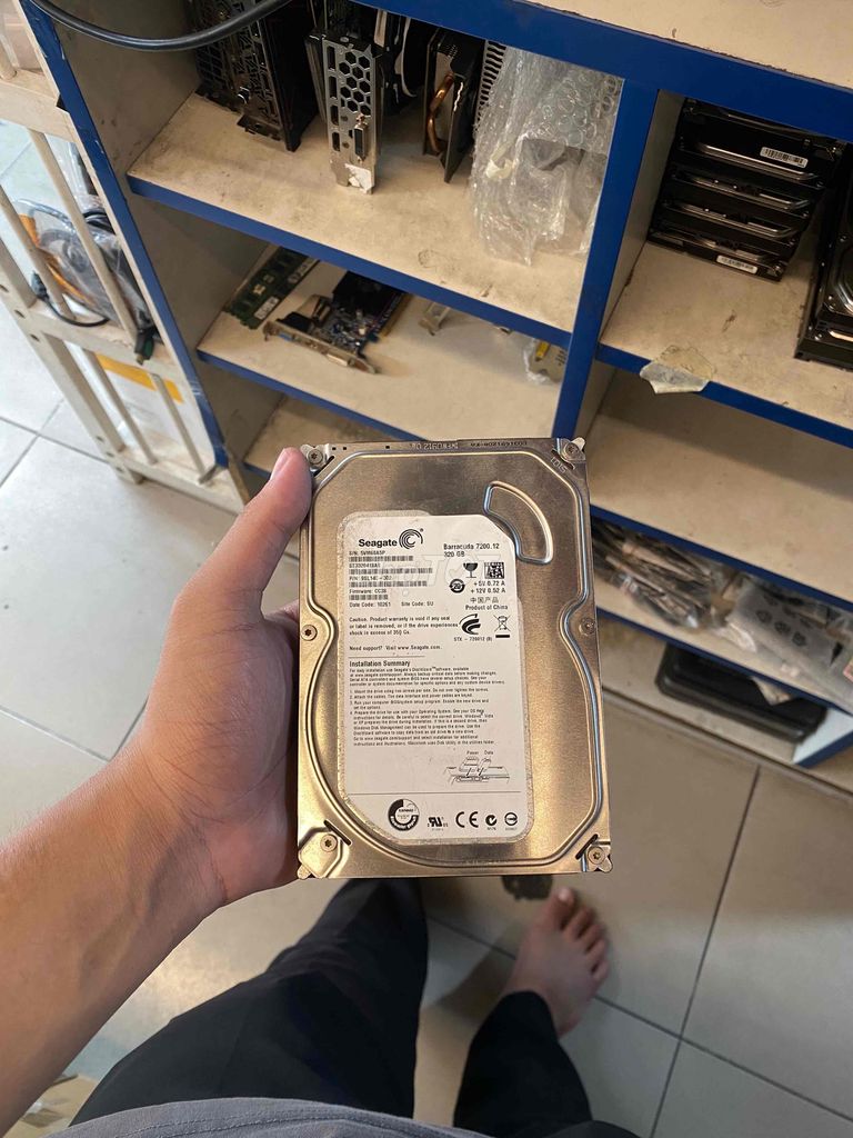 Ổ cứng seagate 320gb mới tháo thùng giá cực mềm