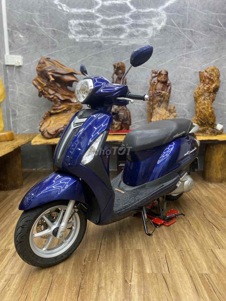 👉Grande chính chủ bstp máy zin bao êm. Mua bán Xe máy tại Quận 7 Tp Hồ Chí Minh được đăng bởi Xe Cũ Hiếu CT hình 1