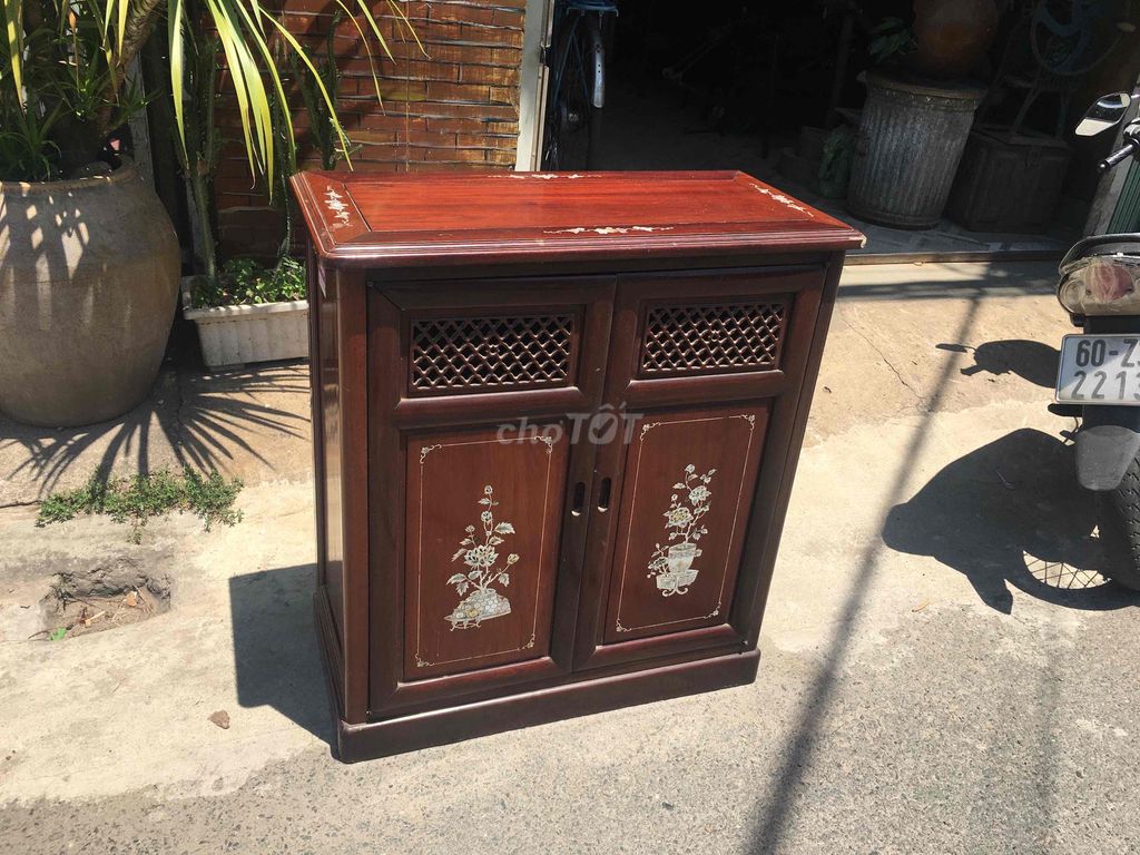 Tủ dép gỗ tốt nặng trịch. Mua bán Tủ, kệ gia đình tại Thành phố Biên Hòa Đồng Nai được đăng bởi Tuấn Nguyễn hình 1