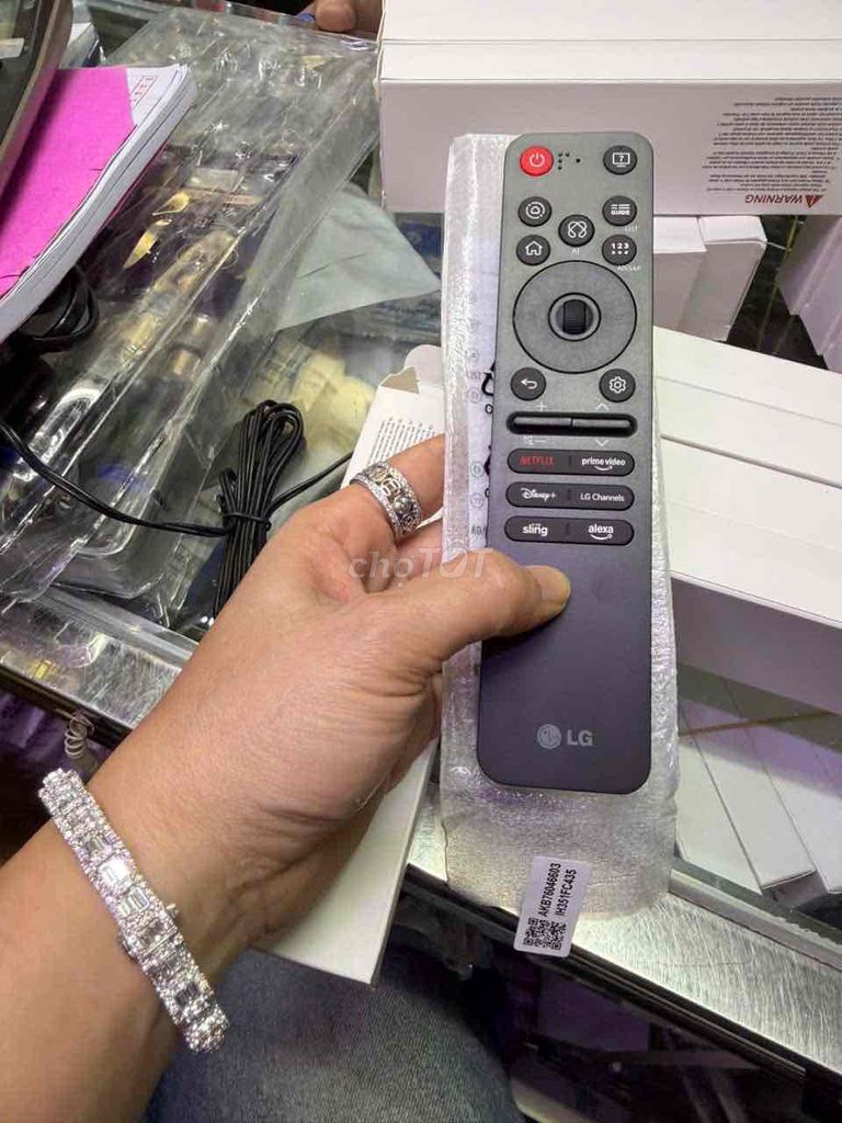 Remote Tivi LG giọng nói chuột bay, mới 100%,. Mua bán Tivi, Âm thanh tại Quận Gò Vấp Tp Hồ Chí Minh được đăng bởi Tivi Store hình 1