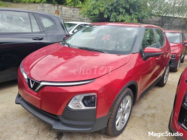 VinFast VF5 Plus 2026 электрический красный