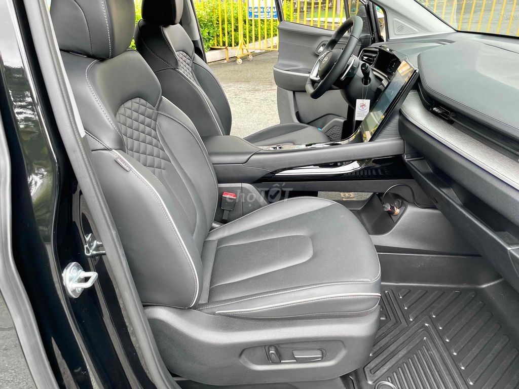 Hyundai Custin 2.0T Cao Cấp sx2025 Đen siêu lướt. Mua bán Ô tô tại Thành phố Thủ Đức Tp Hồ Chí Minh được đăng bởi Bảo Nam ÔTô hình 11