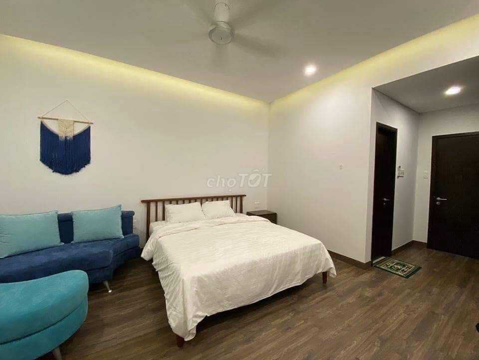 Cho thuê nhà đẹp 3 phòng ngủ full nội thất khu Phạm Văn Đồng