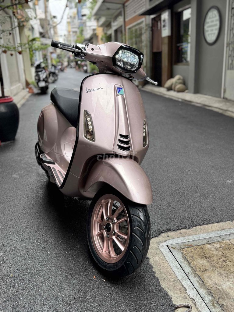 vespa sprint 125 ABS iGet -HỒNG ĐỒNG. Mua bán Xe máy tại Quận Phú Nhuận Tp Hồ Chí Minh được đăng bởi  vespa Nam Phương hcm  hình 3