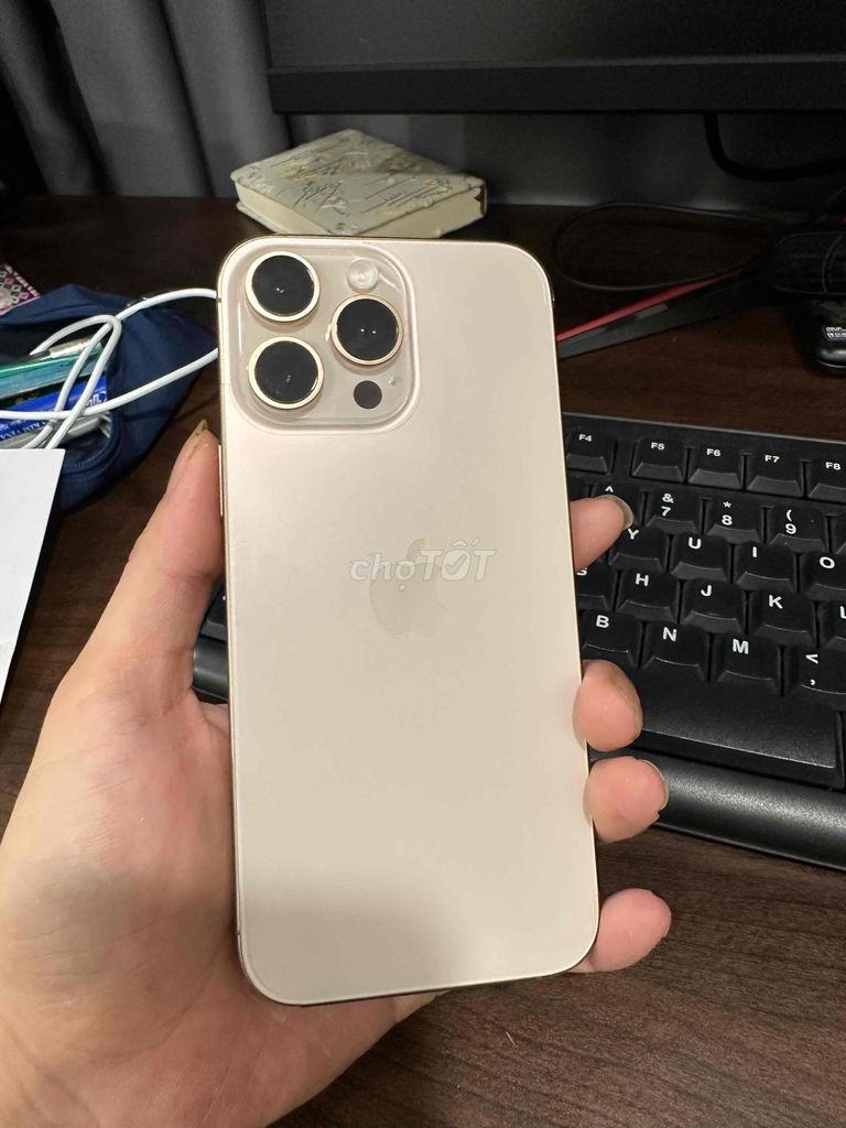 Apple iPhone 16 Pro Max 256GB Vàng. Mua bán Điện thoại tại Quận 7 Tp Hồ Chí Minh được đăng bởi Dương Minh hình 1