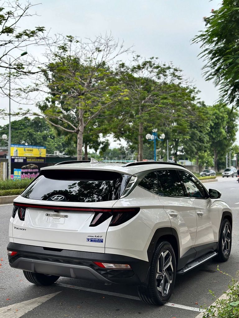 Hyundai Tucson 1.6T 2024 Trắng 30000 km