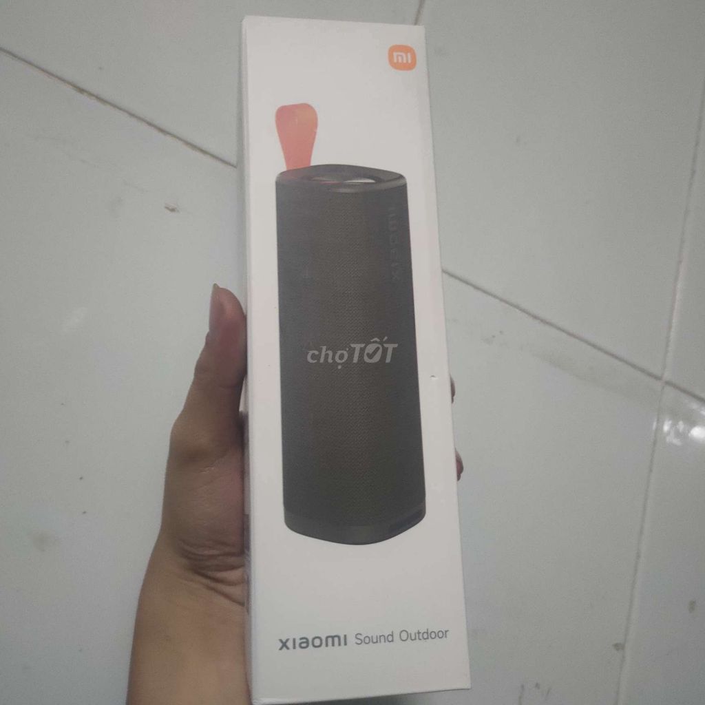 Loa Bluetooth Xiaomi Sound Outdoor . Mua bán Tivi, Âm thanh tại Thành phố Dĩ An Bình Dương được đăng bởi Điện thoại giá tốt hình 1