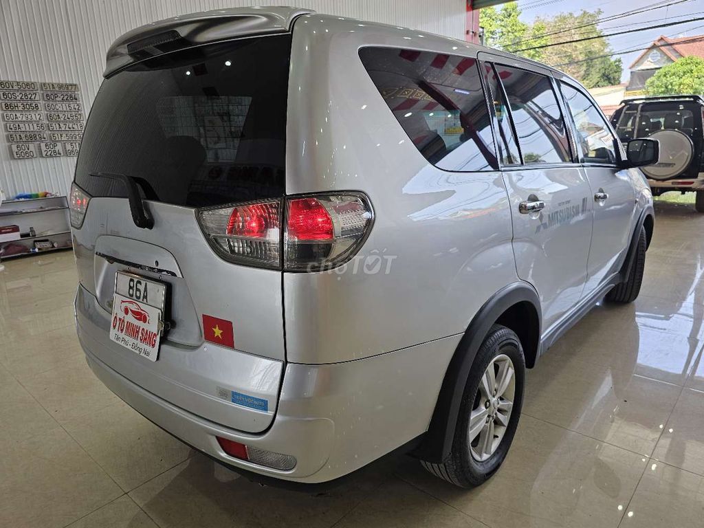 Mitsubishi Zinger 2009 photo 5