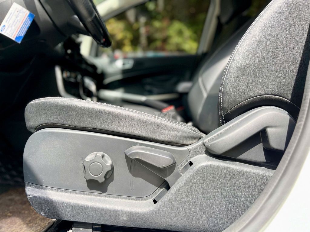 Ford EcoSport Titanium 1.0L AT 2019 - 63000 km. Mua bán Ô tô tại Quận 8 Tp Hồ Chí Minh được đăng bởi Ngô minh Nam hình 15