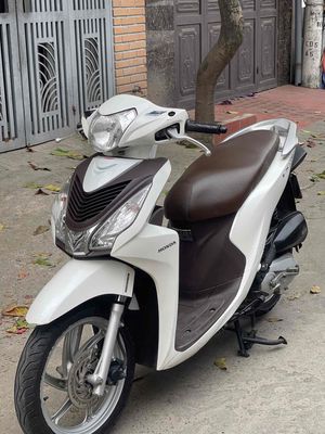 honda vision trắng xe như mới