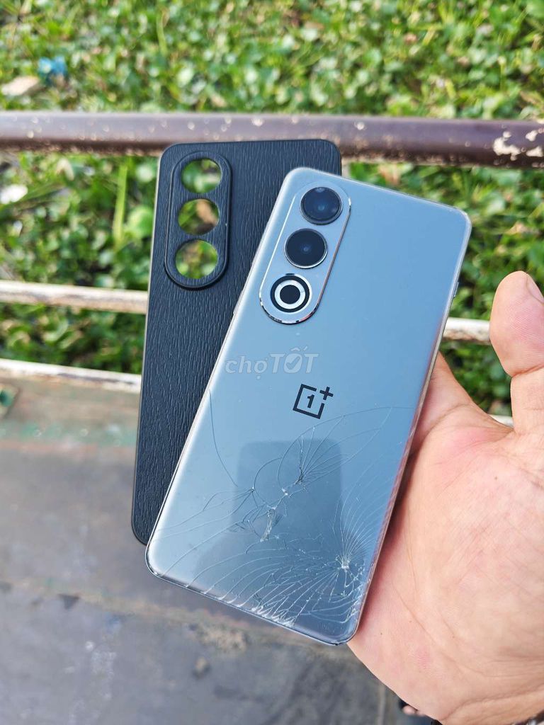 OnePlus ACE 3V 12/256GB Nứt Lưng. Mua bán Điện thoại tại Quận Cái Răng Cần Thơ được đăng bởi Ngân Long Trung hình 1