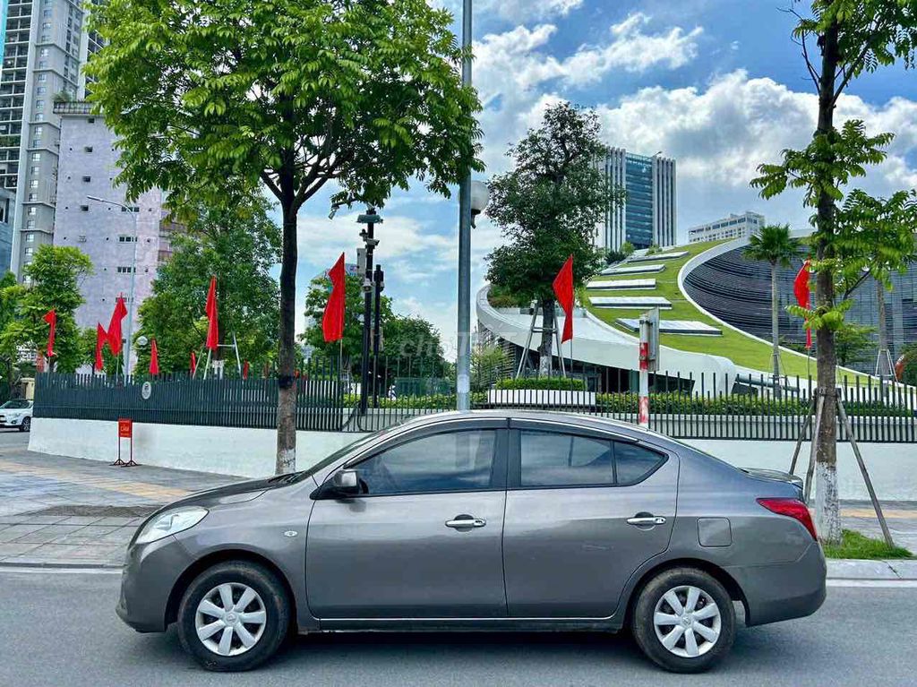 Nissan Sunny 2013 1.5 XL - 15000 km