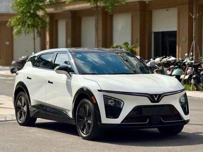Vinfast VF7 Eco 2026 Giao Ngay