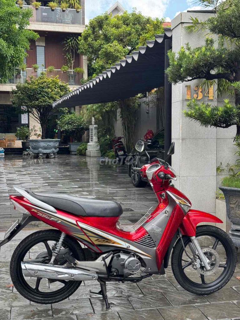 Honda Future Neo Fi 2009 красный