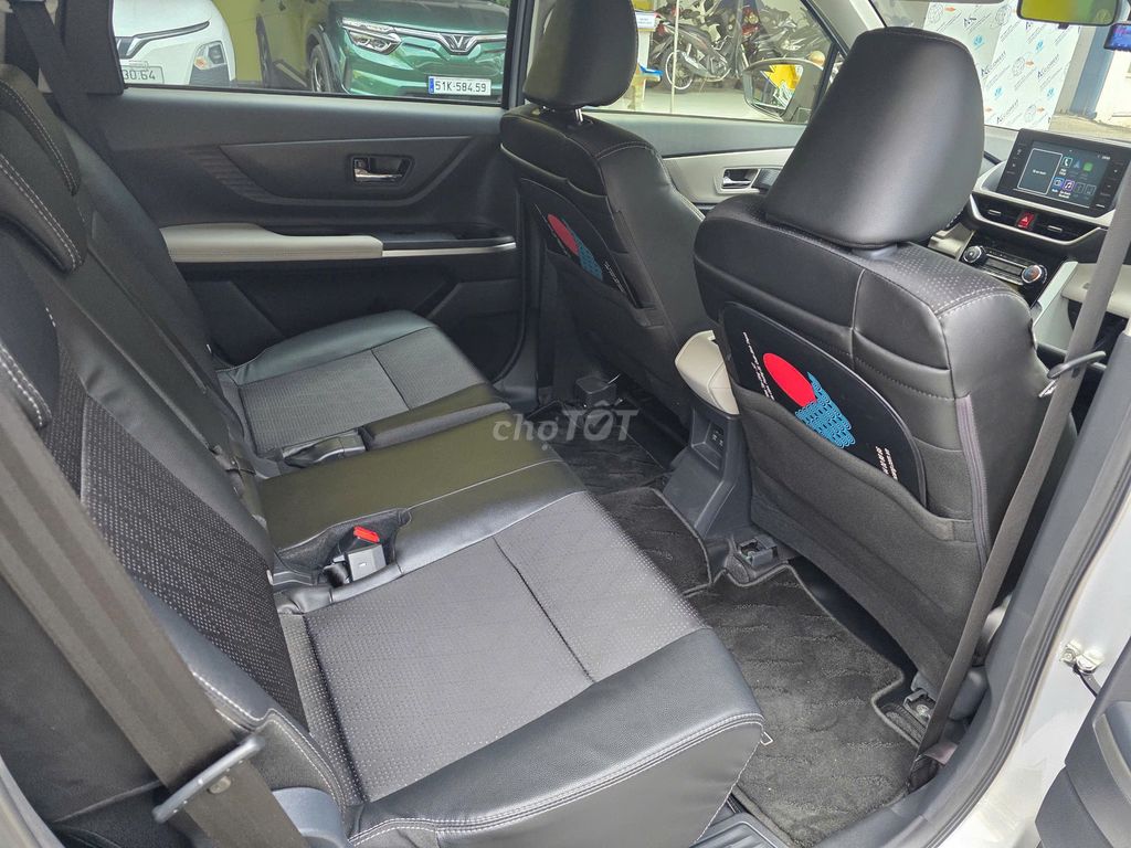 Toyota Veloz Cross 2022 CVT 12200 km. Mua bán Ô tô tại Quận Tân Bình Tp Hồ Chí Minh được đăng bởi Nguyễn Tân Xe Lướt  hình 14