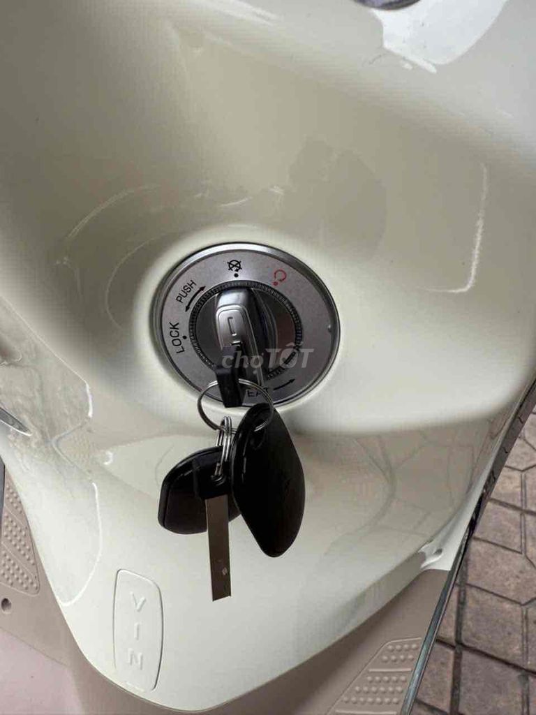 Xe máy điện Yedea chính hãng lướt. Mua bán Xe điện tại Quận Ninh Kiều Cần Thơ được đăng bởi Cửa hàng Hoà Hiệp II  hình 5