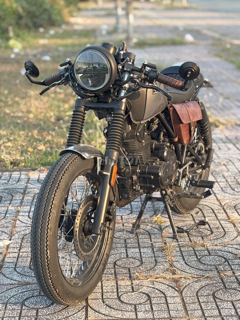 Brixton Cafe Racer 150cc 8200km BSTP 9c